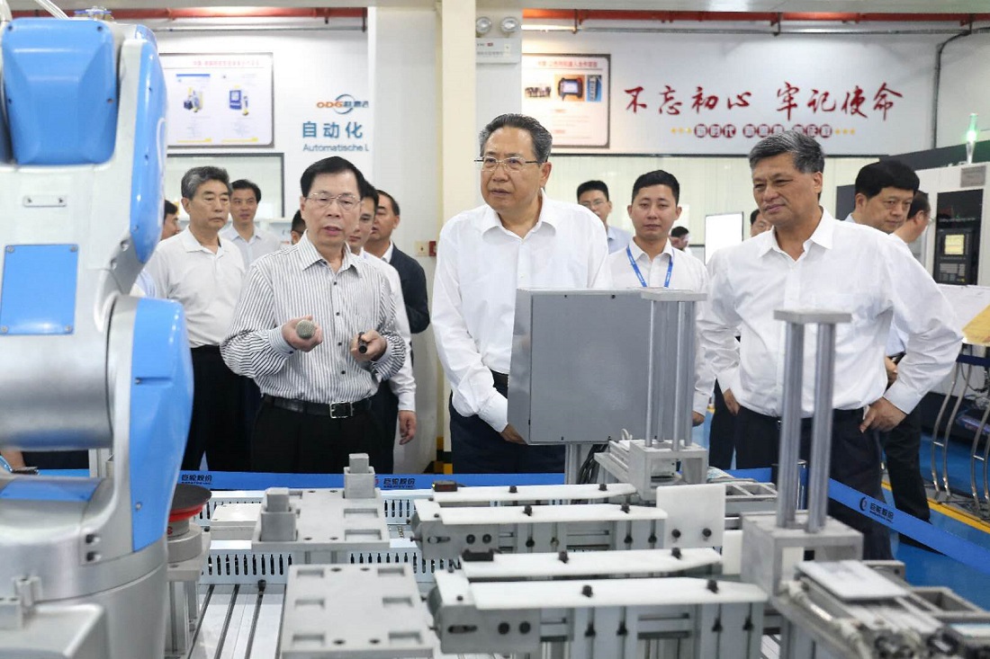 ����ʡί�����������찲�յ���������ݰ��ׯ����Ϸ���ݹ�˾�������